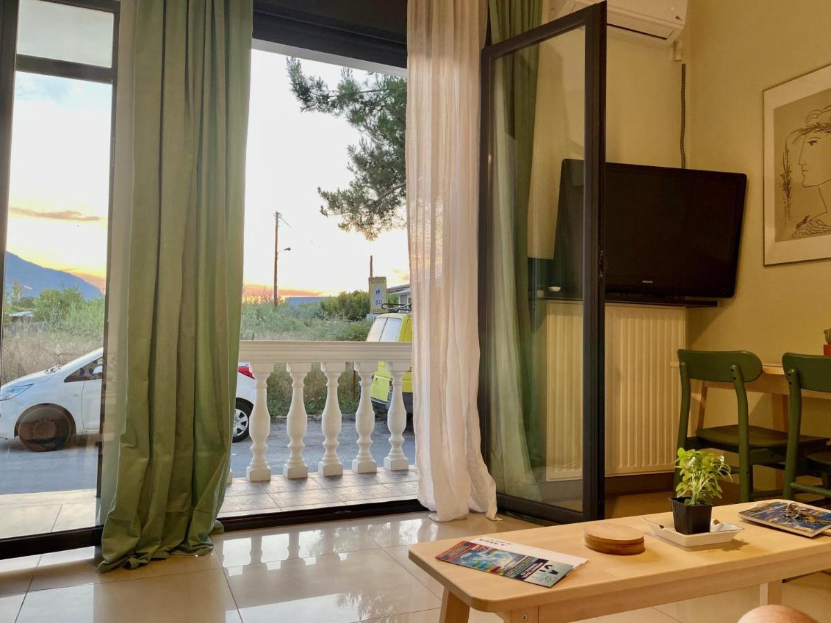 100 Meters From The Sea Xylokastro Exterior foto